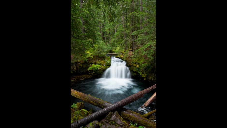 photo of Whitehorse falls oregon